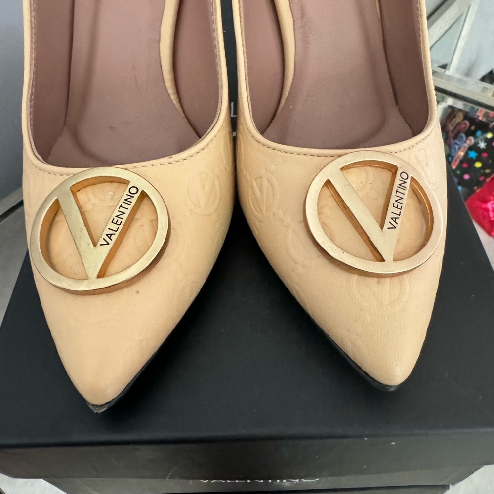 Valentino Heels - ONLY TODAY Discounted - Picture 2 of 13